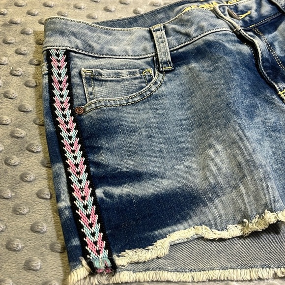 Arizona Light Blue aztec trim Distressed Denim Shorts 5 - Picture 7 of 8